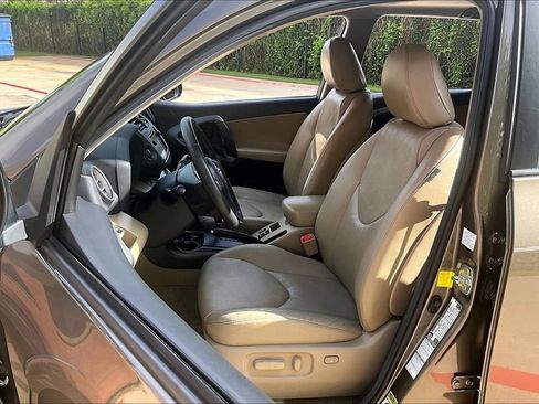 Used 2012 Toyota RAV4 Limited w/ Navigation Value Pkg AWD/4WD image 34