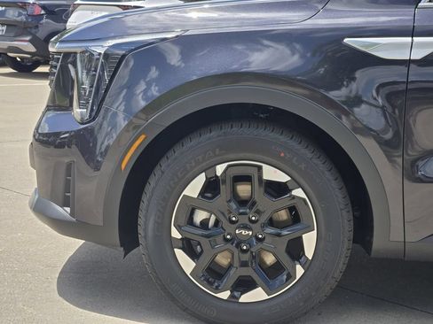 New 2026 Kia Sorento S FWD image 5