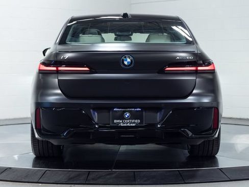 Used 2023 BMW i7 xDrive60 AWD/4WD image 7