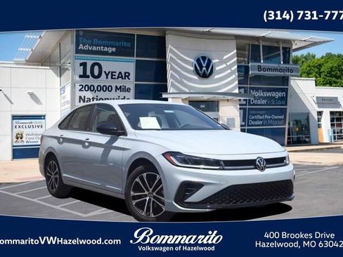 Used 2025 Volkswagen Jetta Sport FWD image 1