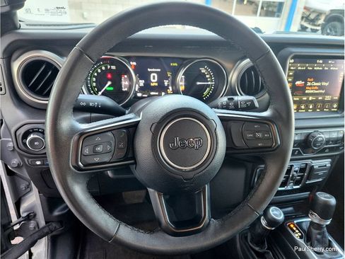 Used 2023 Jeep Wrangler Unlimited w/ Sun & Screen Package AWD/4WD image 33