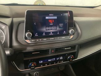 Used 2023 Nissan Rogue SV video 2