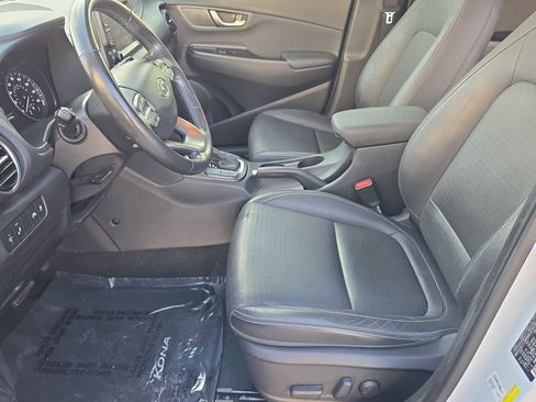 Used 2019 Hyundai Kona Limited image 17