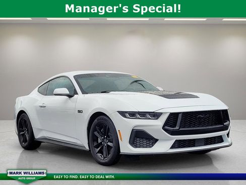 Used 2025 Ford Mustang GT image 1