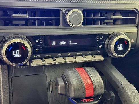 Used 2024 Toyota Tacoma TRD Pro AWD/4WD image 22