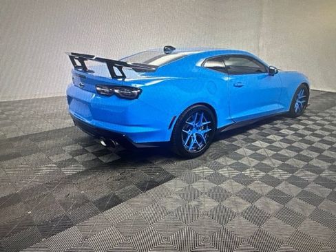 Used 2022 Chevrolet Camaro ZL1 RWD image 6