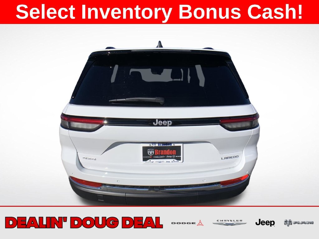 New 2026 Jeep Grand Cherokee Laredo AWD/4WD image 4
