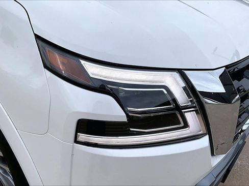 Used 2024 Nissan Armada SL w/ Cargo Package image 27