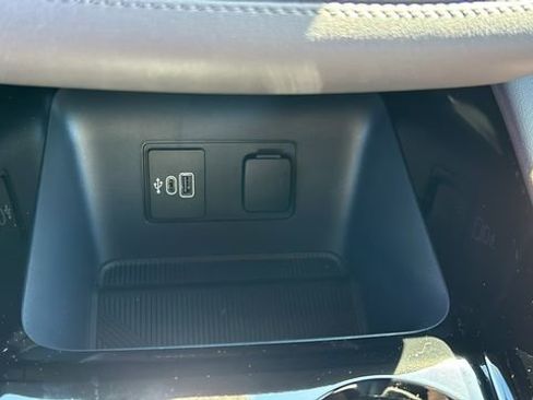 New 2026 Ford Explorer Platinum RWD image 25