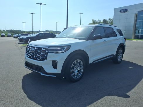 New 2026 Ford Explorer Platinum RWD image 7