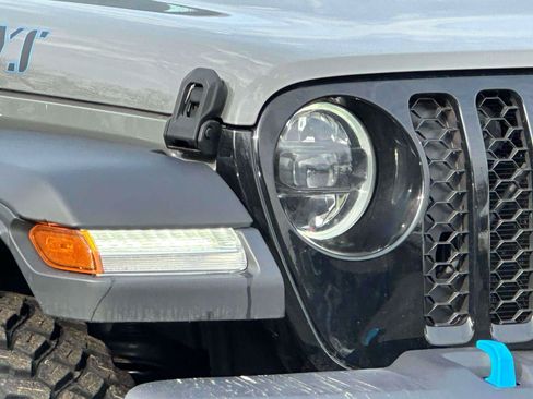 Used 2023 Jeep Wrangler Unlimited AWD/4WD image 8