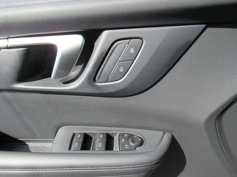 Used 2026 Buick Enclave Preferred FWD image 24
