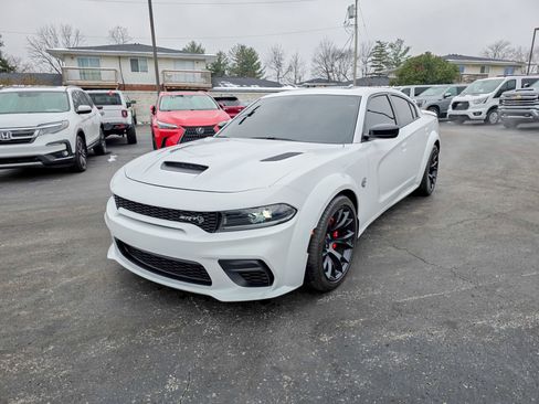Used 2023 Dodge Charger SRT Hellcat w/ Harman/Kardon Audio Group image 4
