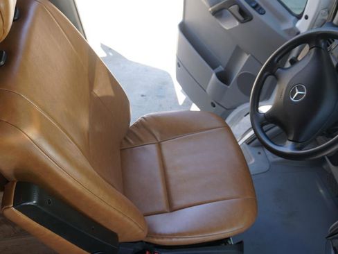 Used 2012 Mercedes-Benz Sprinter 3500 image 26