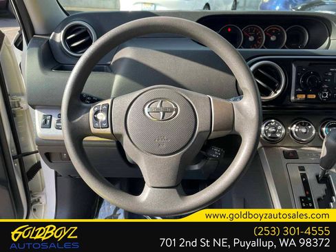 Used 2013 Scion xB FWD image 26