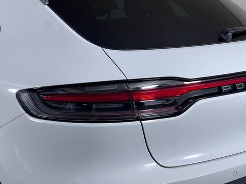 Certified 2023 Porsche Macan Turbo AWD/4WD image 16