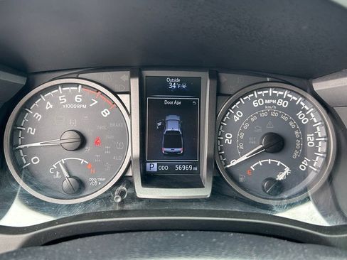 Used 2019 Toyota Tacoma TRD Pro AWD/4WD image 16