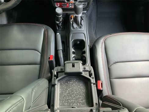 New 2025 Jeep Gladiator Rubicon image 11