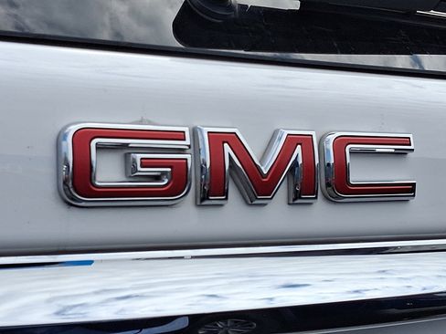Certified 2023 GMC Terrain Denali w/ Denali Premium Package image 9