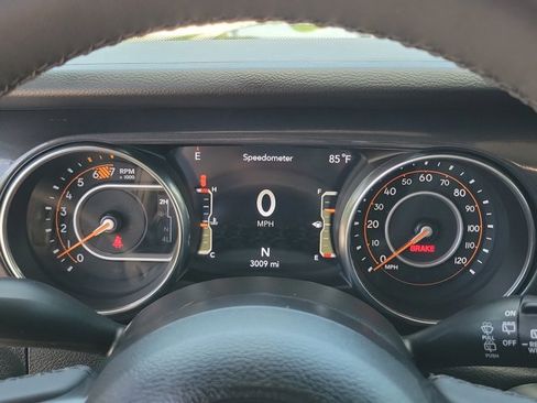 Used 2023 Jeep Wrangler Unlimited Sport AWD/4WD image 29