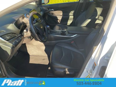 Used 2017 Chevrolet Volt Premier w/ Driver Confidence II Package image 20