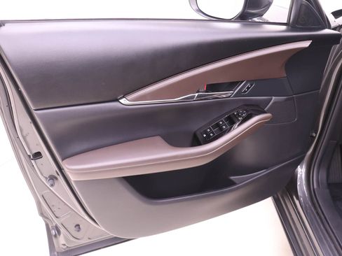 Used 2023 MAZDA CX-30 AWD 2.5 S w/ Premium Package image 12