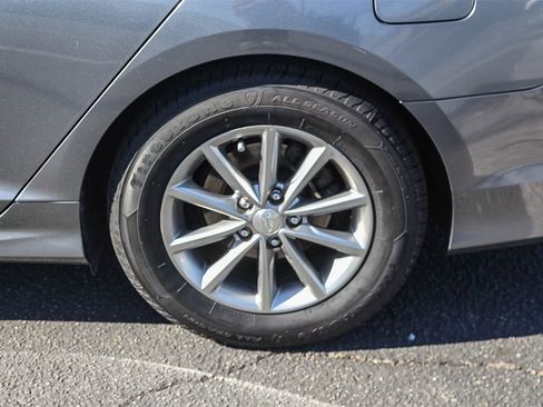 Used 2019 Hyundai Sonata SE w/ Cargo Package image 7