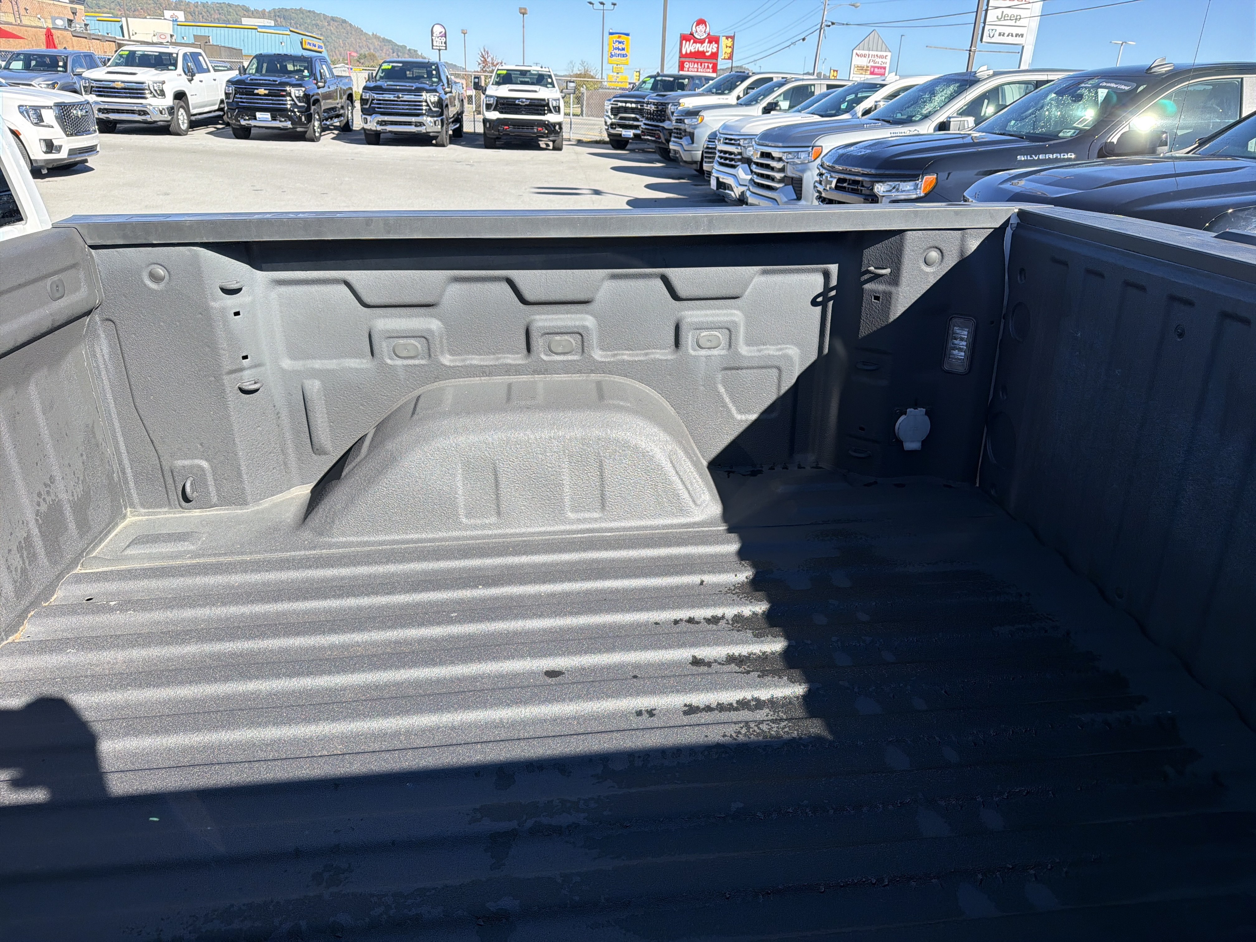 Certified 2024 GMC Sierra 1500 SLE AWD/4WD image 11