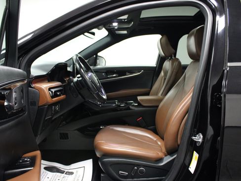 Used 2022 Lincoln Nautilus Reserve w/ Equipment Group 201A AWD/4WD image 12
