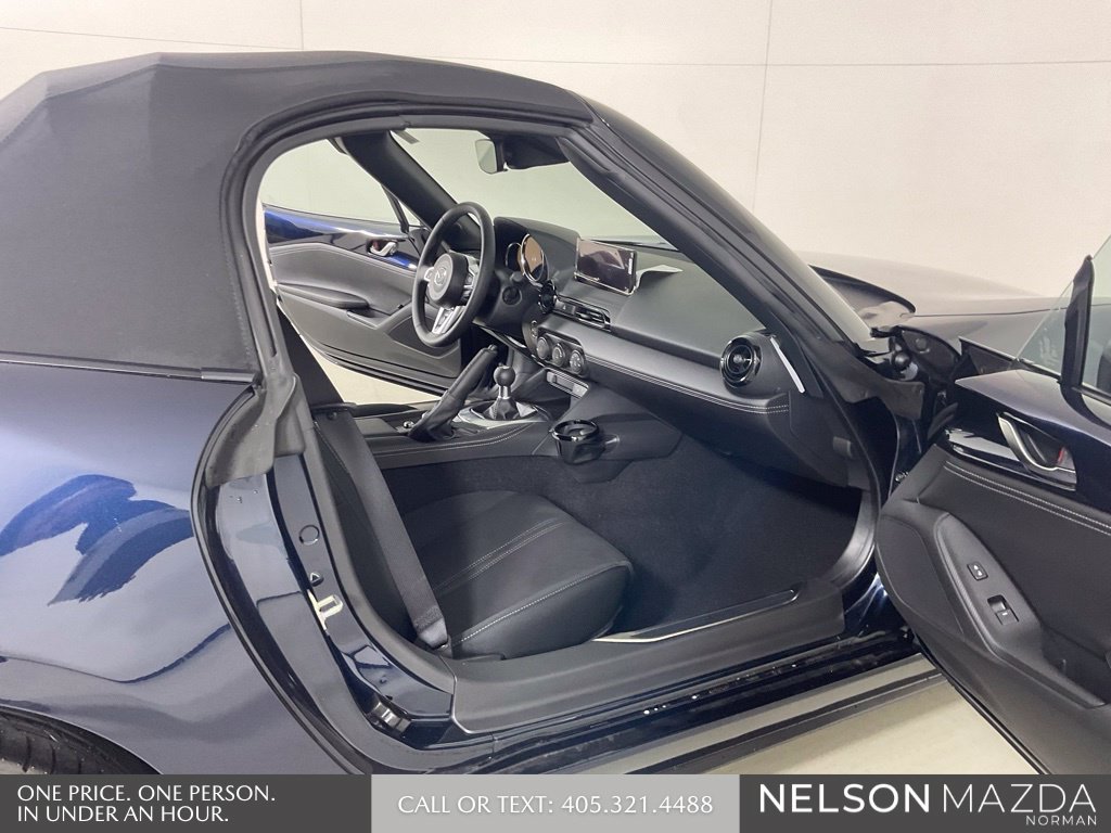 New 2026 MAZDA MX-5 Miata Club w/ Interior Package RWD image 12