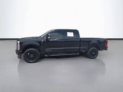 Used 2023 Ford F250 Lariat w/ Lariat Ultimate Package AWD/4WD image 8