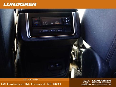 Used 2021 Subaru Ascent Premium w/ Convenience Package image 20