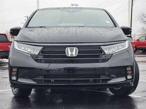 Used 2023 Honda Odyssey Sport image 3