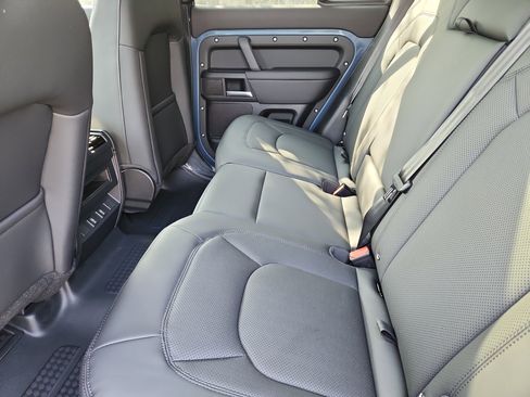 Used 2026 Land Rover Defender 110 S image 5