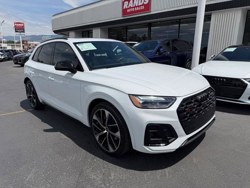 Used 2024 Audi SQ5 Premium Plus w/ Premium Plus Package AWD/4WD image 2