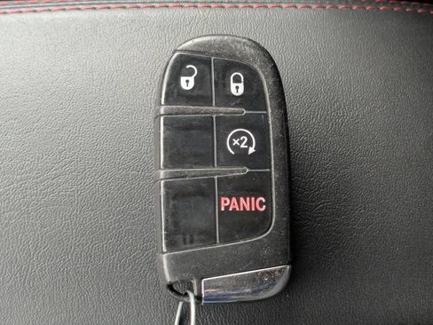 Used 2017 Jeep Renegade Trailhawk w/ Safety & Security Group AWD/4WD image 35