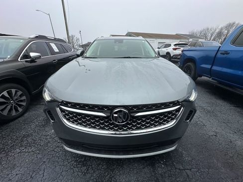 Used 2023 Buick Envision Avenir image 18