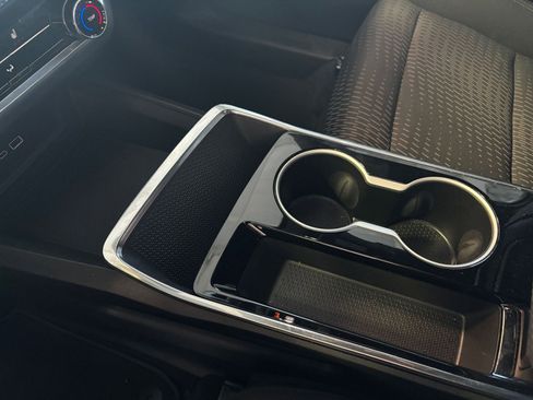 Used 2025 Chevrolet Equinox LT image 45