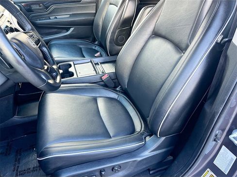 Used 2025 Honda Odyssey Touring image 19