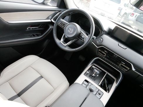 Used 2024 MAZDA CX-90 Plug-In Hybrid w/ Preferred image 9