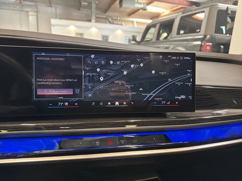 Used 2025 BMW i7 xDrive60 w/ Executive Package AWD/4WD image 37