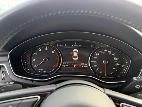 Used 2019 Audi A4 2.0T Premium image 13
