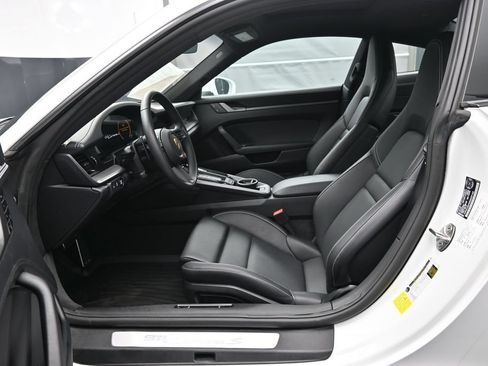 Certified 2025 Porsche 911 Carrera S RWD image 8