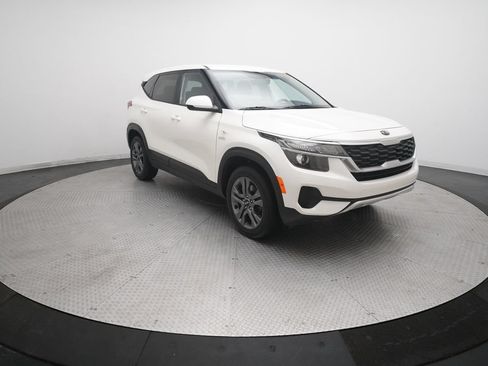 Used 2021 Kia Seltos LX AWD/4WD image 33