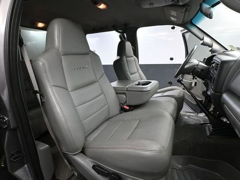 Used 2002 Ford F350 Lariat image 49