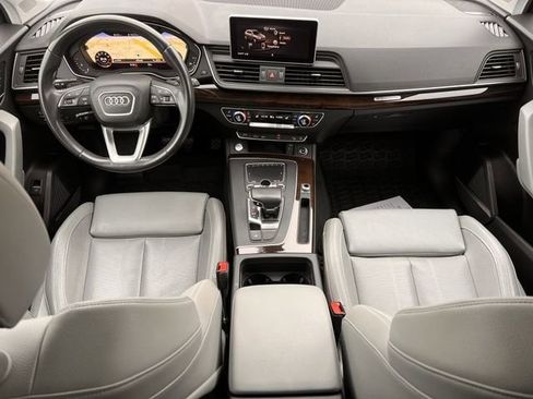 Used 2018 Audi Q5 2.0T Premium Plus w/ Premium Plus Package image 10