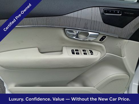 Certified 2024 Volvo XC90 B6 Plus AWD/4WD image 13