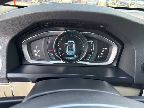 Used 2014 Volvo S60 T5 image 28