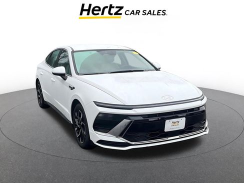 Used 2025 Hyundai Sonata SEL image 1