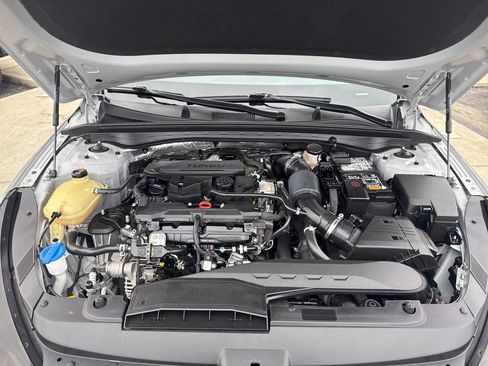 Used 2022 Kia K5 GT-Line image 37